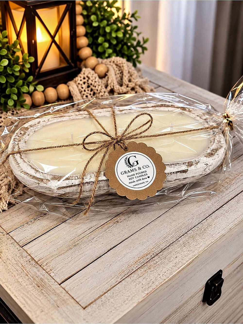 Gram's & Co. Cream Decorative Candle NWT- Tyler Diva Type